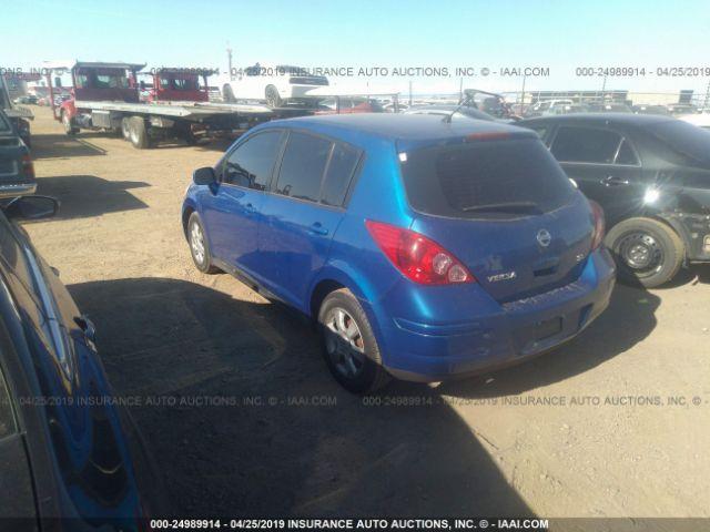 Nissan Versa Image 2
