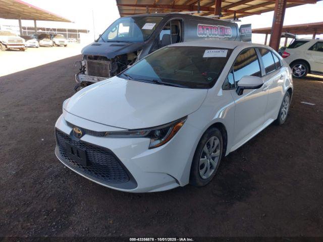 Toyota Corolla Le Image 8