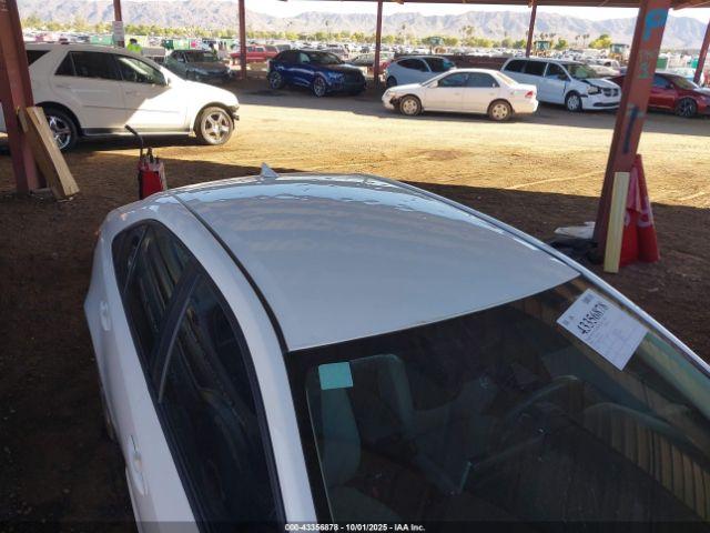 Toyota Corolla Le Image 4