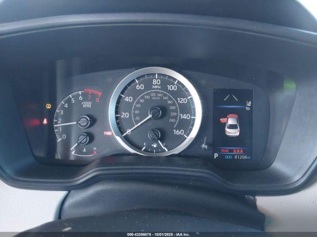 Toyota Corolla Le Image 6