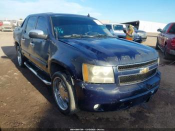  Salvage Chevrolet Avalanche 1500