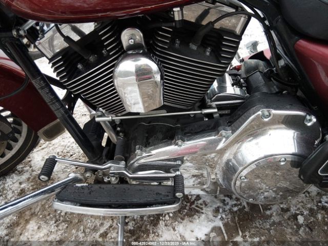 Harley-Davidson Flhtc Image 5