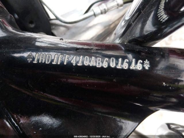 Harley-Davidson Flhtc Image 9