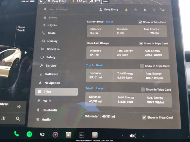 Tesla Model 3 Image 5