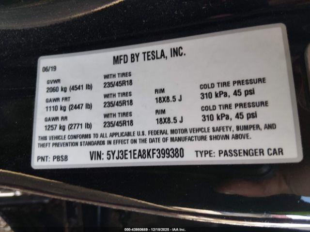 Tesla Model 3 Image 7